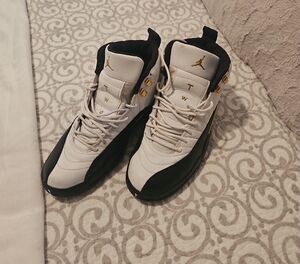Jordan Men's White, Black, and Gold Sneakers